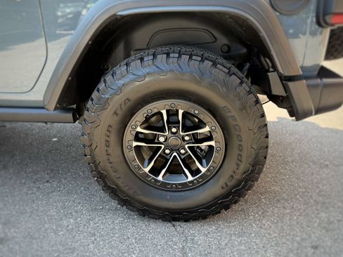 Used 2026 Jeep Wrangler Rubicon w/ Xtreme 35 Tire Package AWD/4WD image 18