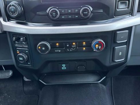 Used 2023 Ford F150 XLT w/ Trailer Tow Package image 27