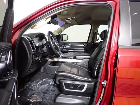 Used 2019 RAM 1500 Laramie AWD/4WD image 20