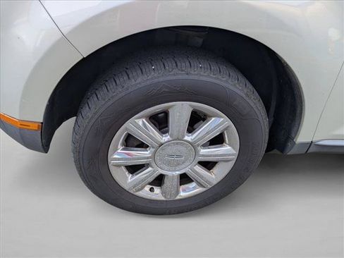 Used 2007 Lincoln MKX 2WD image 10