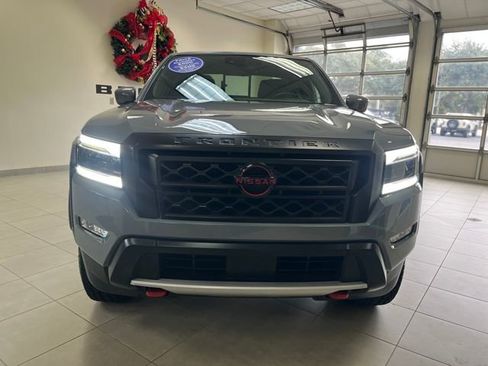 Used 2024 Nissan Frontier Pro-X image 3