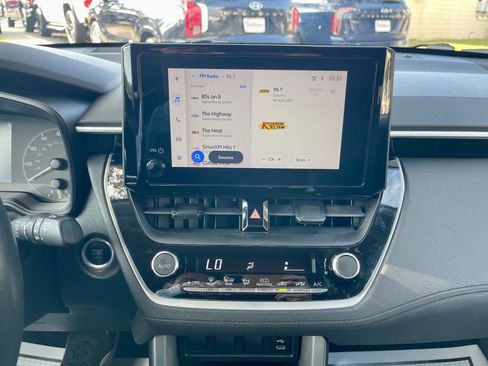 Used 2023 Toyota Corolla Cross LE image 16