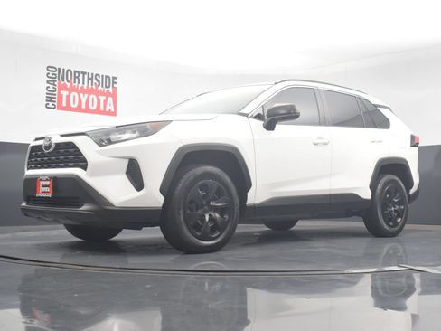 Used 2021 Toyota RAV4 LE FWD image 30