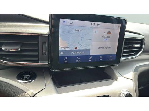 Used 2023 Ford Explorer XLT w/ Equipment Group 202A AWD/4WD image 19