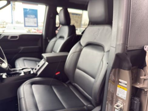 New 2026 Ford Bronco Badlands image 14