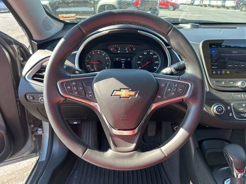 Used 2024 Chevrolet Malibu RS FWD image 22