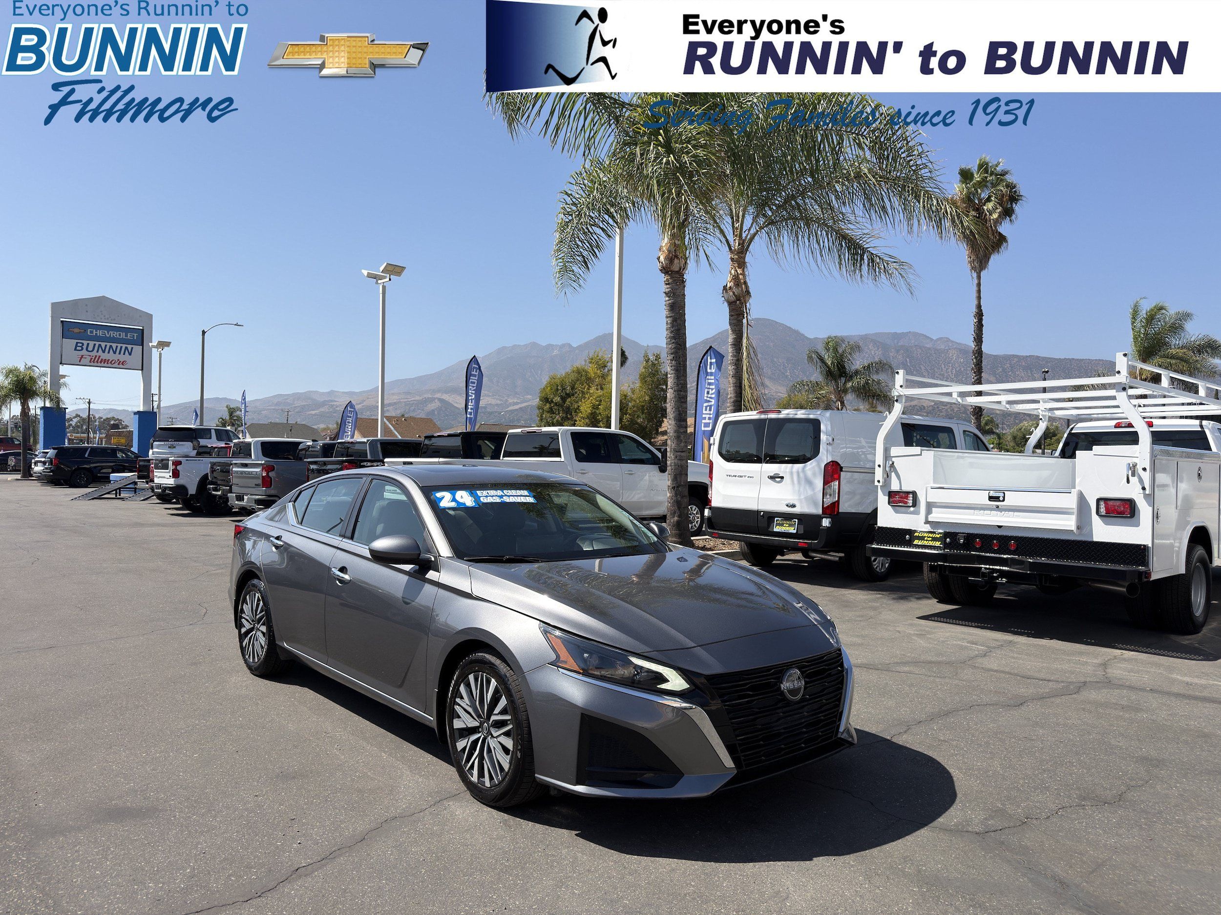 Used 2024 Nissan Altima 2.5 SV w/ SV Premium Package FWD image 1