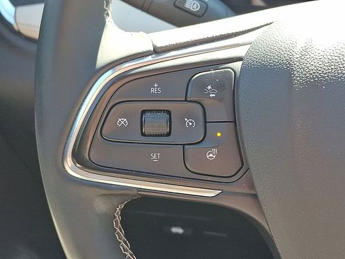 Used 2024 Buick Encore GX Avenir w/ Avenir Convenience Package AWD/4WD image 17