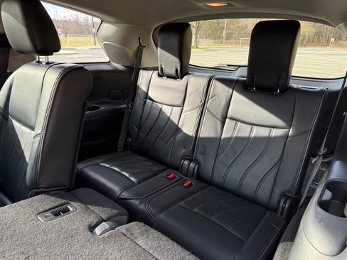 Used 2014 INFINITI QX60 AWD w/ Premium Plus Package image 14