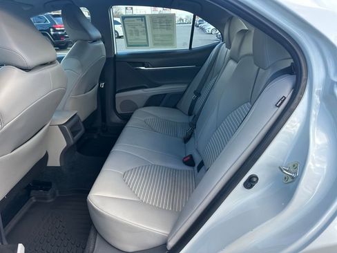 Used 2023 Toyota Camry SE image 16