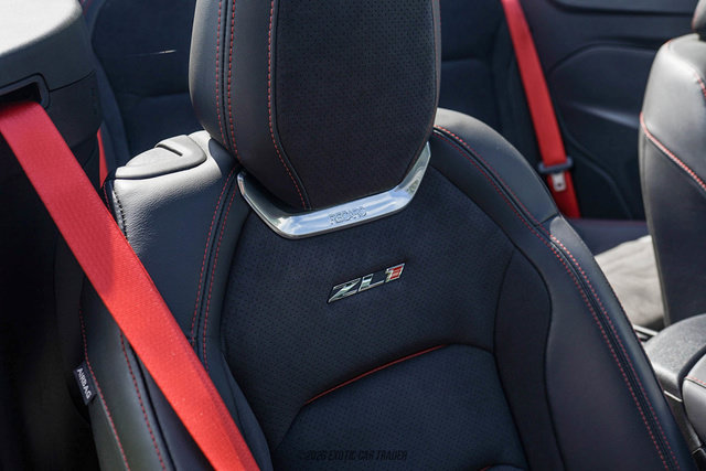 Used 2022 Chevrolet Camaro ZL1 RWD image 72