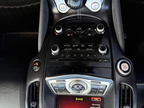 Used 2010 Nissan 370Z Touring w/ Sport Pkg image 15