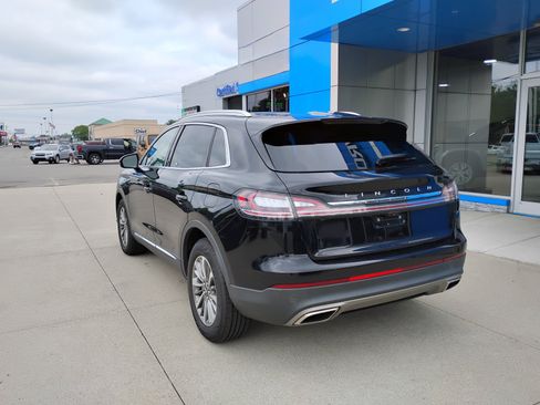 Used 2021 Lincoln Nautilus AWD w/ Equipment Group 101A image 2