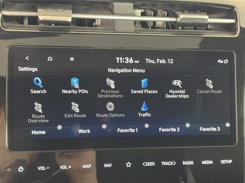 Used 2024 Hyundai Santa Cruz Limited image 19