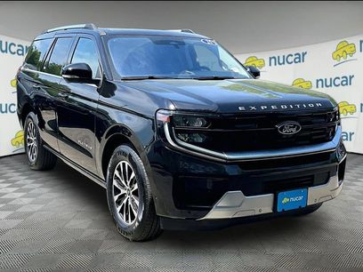Used 2025 Ford Expedition Platinum