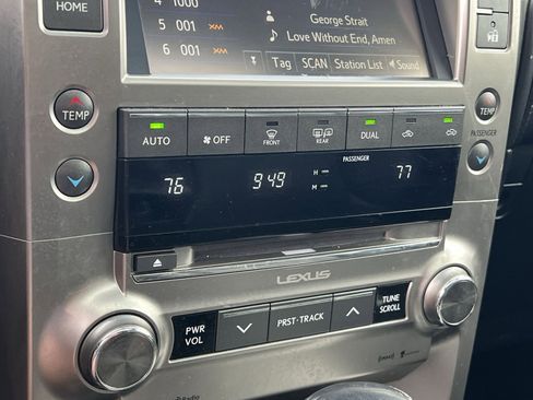 Used 2018 Lexus GX 460 w/ Preferred Accessory Package AWD/4WD image 26