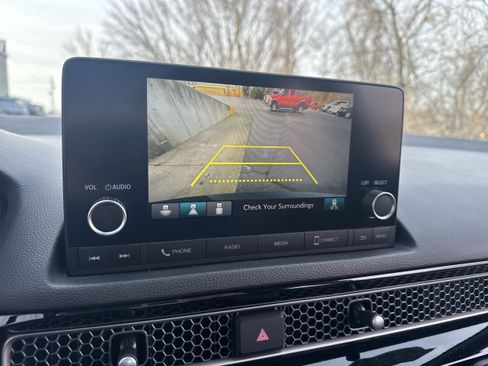 Used 2025 Honda Civic Sport image 14