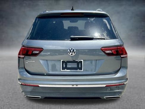 Used 2021 Volkswagen Tiguan SE FWD image 6