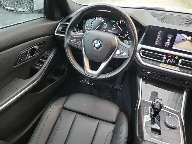 Used 2020 BMW 330i Sedan w/ Convenience Package RWD image 16