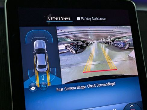 Used 2025 Mercedes-Benz C 300 Sedan image 16