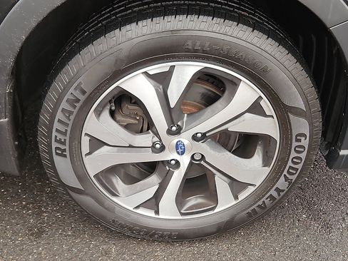 Used 2020 Subaru Outback Limited image 8