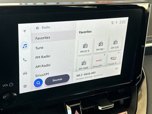 Used 2025 Toyota Corolla XSE FWD image 19