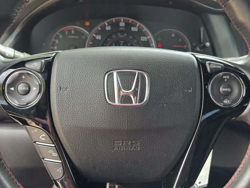 Used 2017 Honda Accord Sport Special Edition image 16