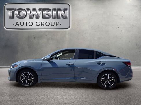 Used 2025 Nissan Sentra SV w/ All-Weather Package FWD image 7