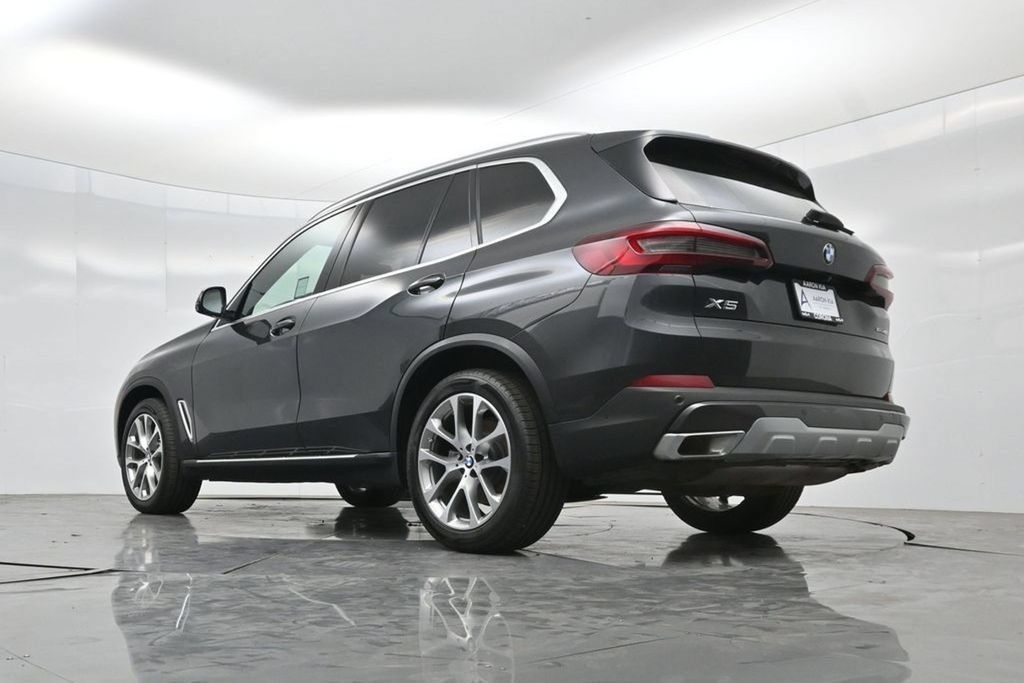 Used 2023 BMW X5 xDrive40i AWD/4WD image 58