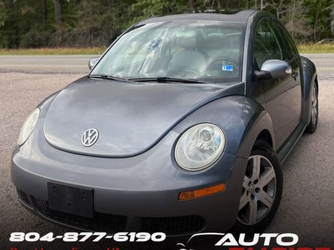 Used 2006 Volkswagen Beetle Coupe w/ Package 1 FWD image 1