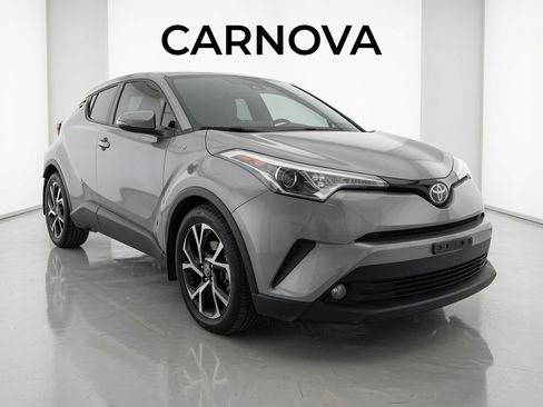 Used 2018 Toyota C-HR XLE FWD image 1
