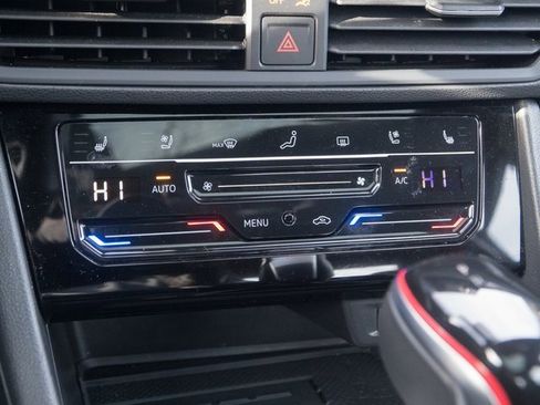 Certified 2025 Volkswagen Jetta GLI Autobahn image 26