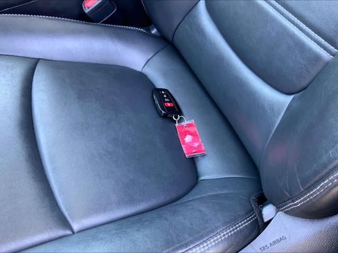 Used 2022 Toyota RAV4 XLE Premium FWD image 14