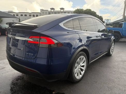 Used 2020 Tesla Model X Long Range AWD/4WD image 3