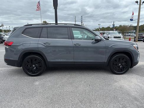 New 2026 Volkswagen Atlas SE FWD image 6