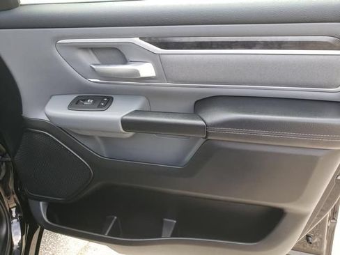 Used 2022 RAM 1500 Big Horn AWD/4WD image 21
