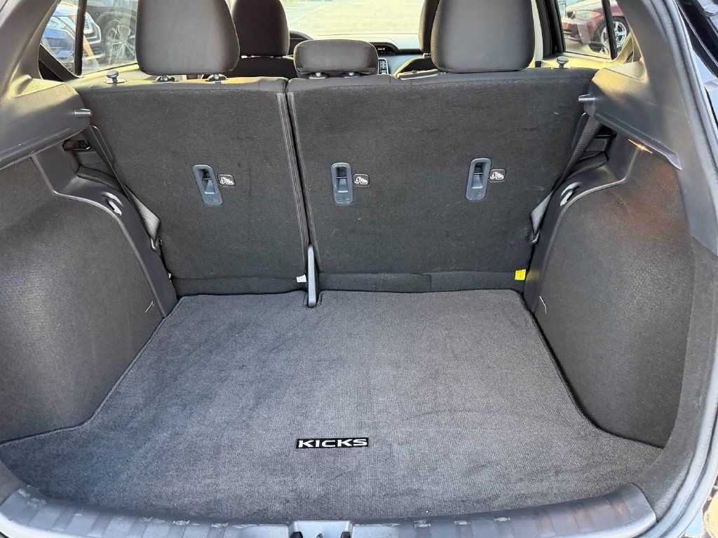 Certified 2023 Nissan Kicks S FWD image 16