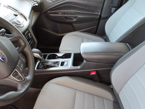 Used 2019 Ford Escape S FWD image 19