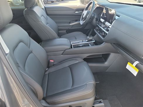New 2025 Nissan Pathfinder Rock Creek image 12