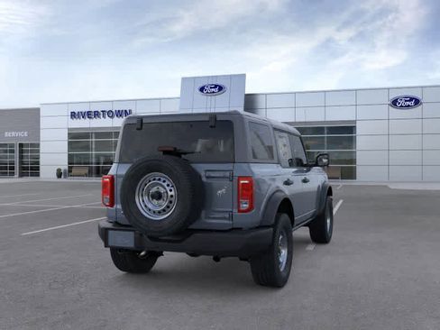 New 2025 Ford Bronco 4-Door image 8