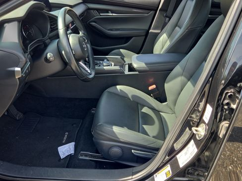 Used 2024 MAZDA MAZDA3 s FWD image 9