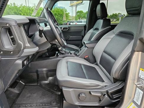 Used 2024 Ford Bronco Big Bend image 16