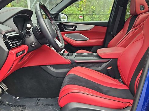 Used 2025 Acura MDX A-Spec image 17