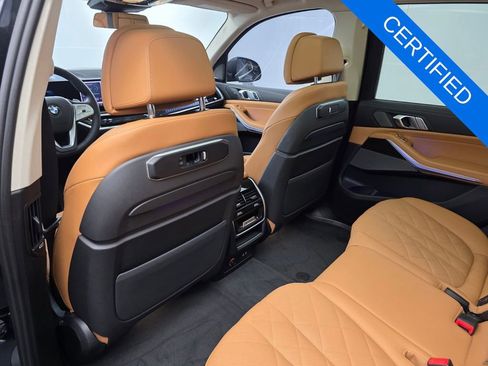 Used 2024 BMW X7 xDrive40i AWD/4WD image 14