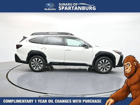 Certified 2025 Subaru Outback Limited AWD/4WD image 9
