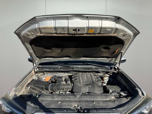 Used 2016 Toyota 4Runner SR5 image 17