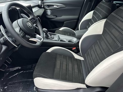 New 2026 Alfa Romeo Tonale w/ Active Assist Package AWD/4WD image 12