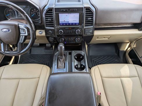 Used 2025 Ford Expedition Platinum AWD/4WD image 23