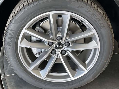 New 2025 Audi Q3 2.0T Premium image 11