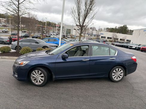 Used 2015 Honda Accord EX image 6